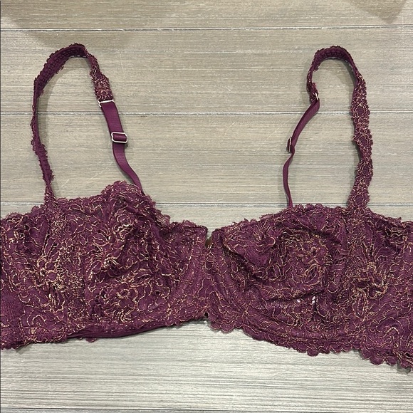 Savage x Fenty Romantic Corded Lace Balconette
Bra - Picture 2 of 12